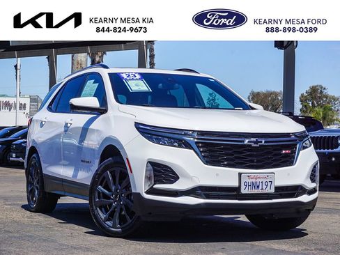 Used 2023 Chevrolet Equinox RS w/ RS Leather Package FWD image 1
