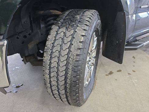 Used 2015 Ford F150 XLT w/ Equipment Group 302A Luxury AWD/4WD image 31