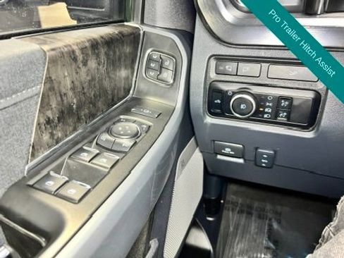Used 2024 Ford F350 Lariat w/ Lariat Ultimate Package AWD/4WD image 28