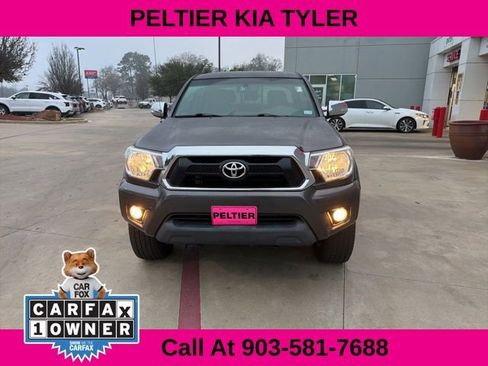 Used 2013 Toyota Tacoma PreRunner image 2