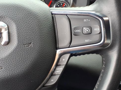Used 2024 RAM 1500 Laramie AWD/4WD image 17