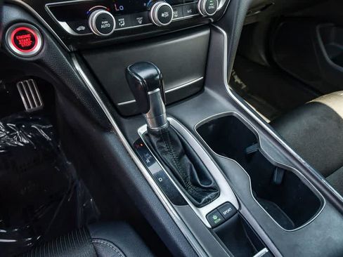 Used 2019 Honda Accord Sport image 19