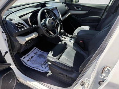 Used 2022 Subaru Ascent Limited w/ Technology Package AWD/4WD image 9