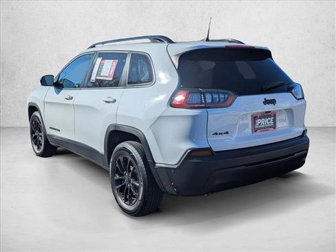 Used 2023 Jeep Cherokee Altitude Lux image 7