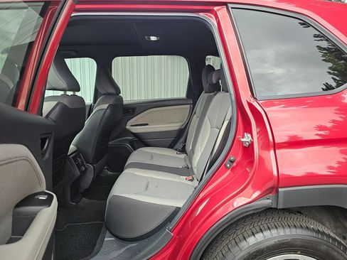 Used 2026 Subaru Forester Premium AWD/4WD image 17