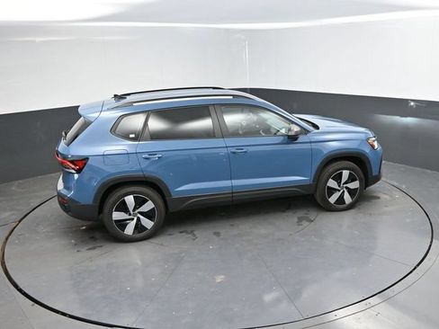 Used 2025 Volkswagen Taos S AWD/4WD image 35