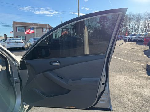 Used 2012 Nissan Altima 2.5 image 18