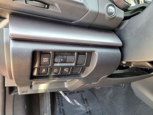 Certified 2021 Subaru Crosstrek 2.5i Limited AWD/4WD image 26