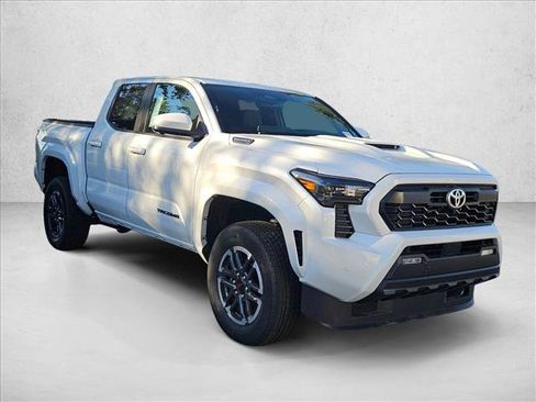 New 2025 Toyota Tacoma TRD Sport image 6
