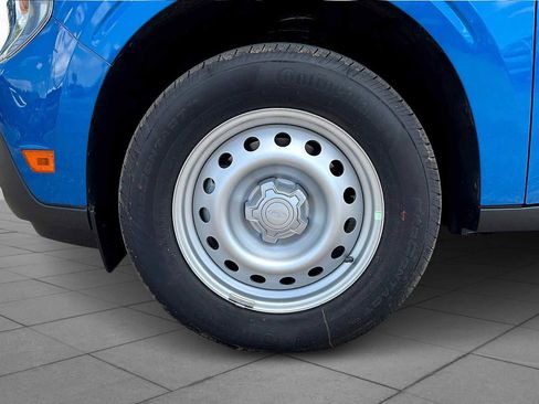 New 2025 Ford Maverick XL image 11