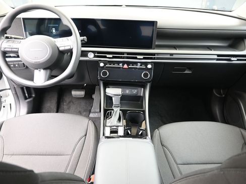 New 2026 Hyundai Tucson SEL image 18