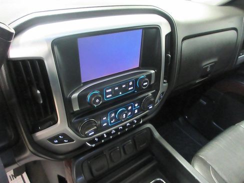 Used 2017 GMC Sierra 1500 SLT image 22