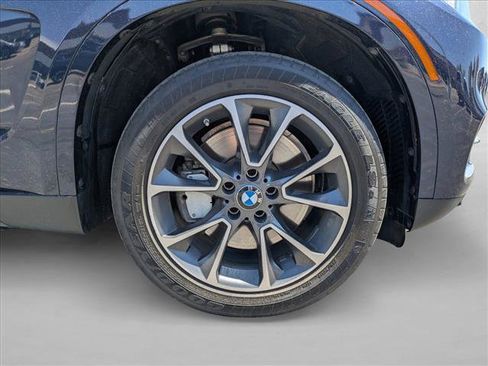 Used 2017 BMW X5 xDrive50i AWD/4WD image 24