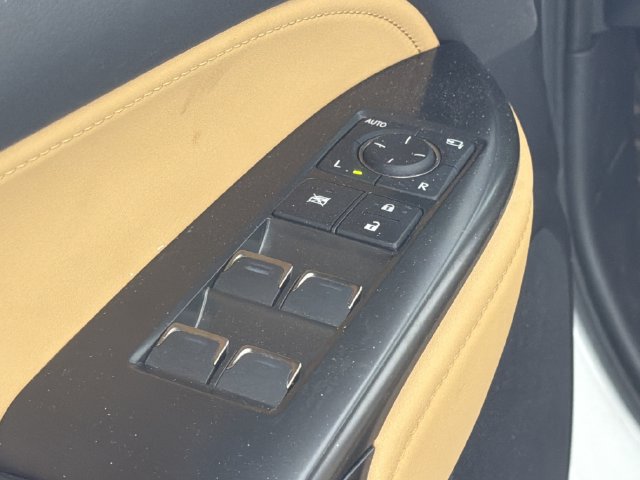 Used 2025 Lexus NX 250 FWD w/ Accessory Package (Z1) image 13