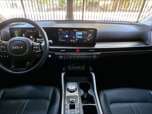 Used 2025 Kia Sorento EX w/ EX Panoramic Sunroof Package image 15