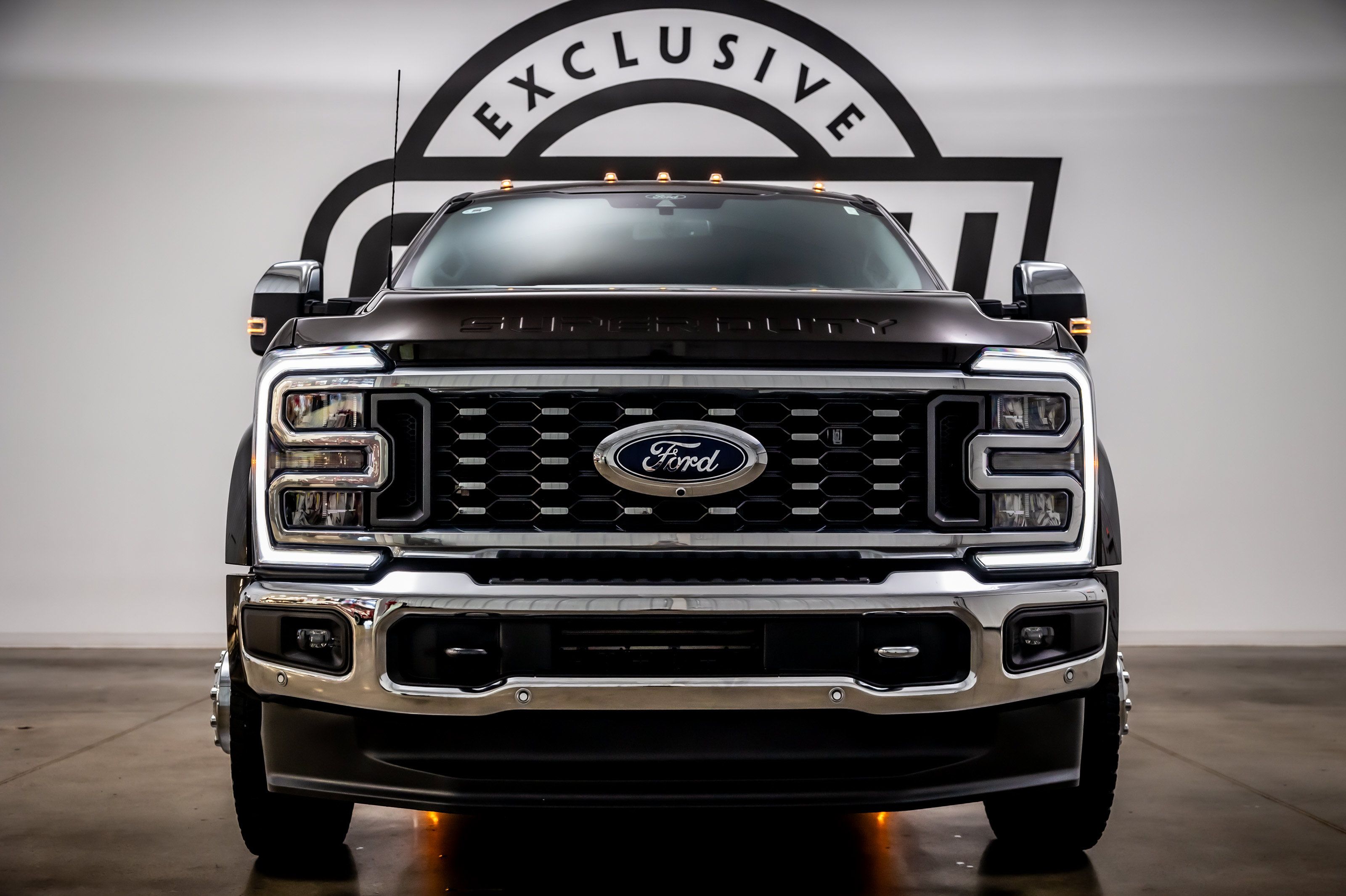 Used 2024 Ford F450 Lariat w/ Lariat Ultimate Package AWD/4WD image 4