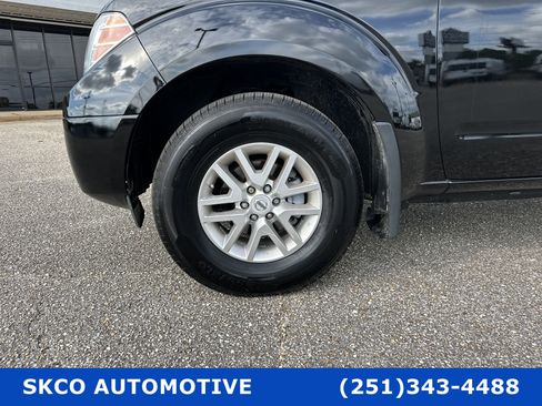Used 2019 Nissan Frontier SV w/ Value Truck Package image 9