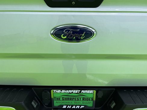Used 2017 Ford F150 XLT w/ Equipment Group 302A Luxury AWD/4WD image 12