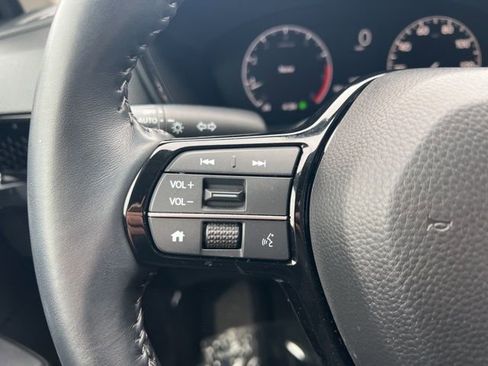 Used 2025 Honda CR-V EX-L image 10
