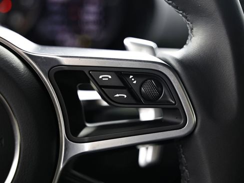 Certified 2025 Porsche 718 Cayman RWD image 35