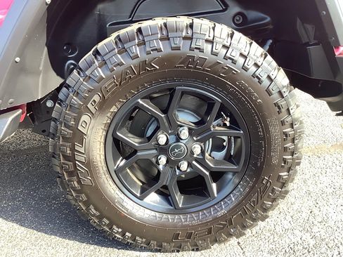 Used 2024 Jeep Wrangler Unlimited Sport AWD/4WD image 10