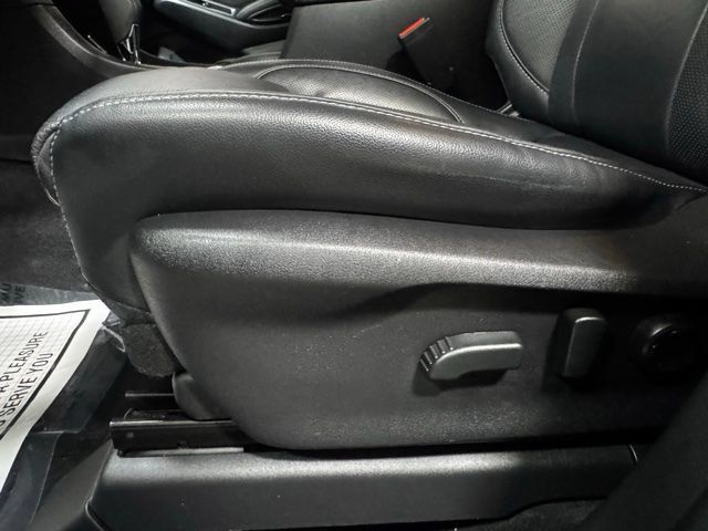 Used 2023 Subaru Ascent Limited AWD/4WD image 25