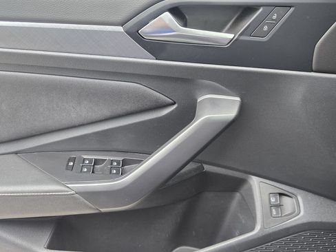 Used 2024 Volkswagen Jetta SE w/ Panoramic Sunroof Package FWD image 27