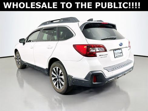 Used 2018 Subaru Outback 2.5i Limited image 6