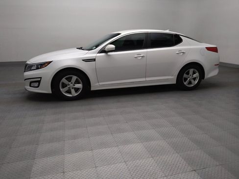 Used 2015 Kia Optima LX FWD image 2
