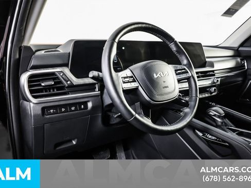 Used 2024 Kia Telluride EX w/ EX Captain's Chair Package AWD/4WD image 26