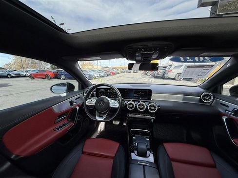 Used 2021 Mercedes-Benz A 220 4MATIC image 31