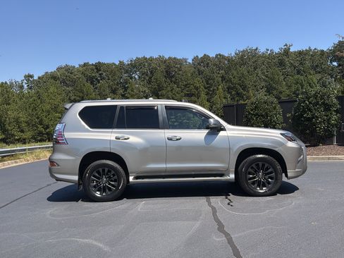 Used 2023 Lexus GX 460 Premium w/ Premium Package AWD/4WD image 53