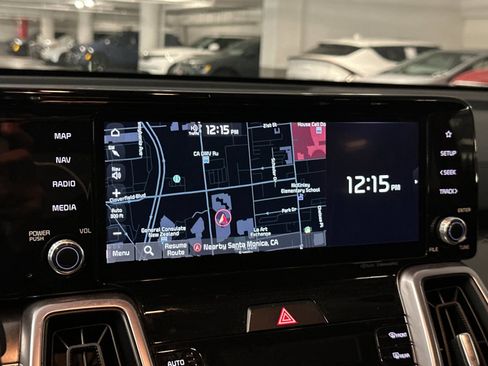 Certified 2022 Kia Sorento S image 28