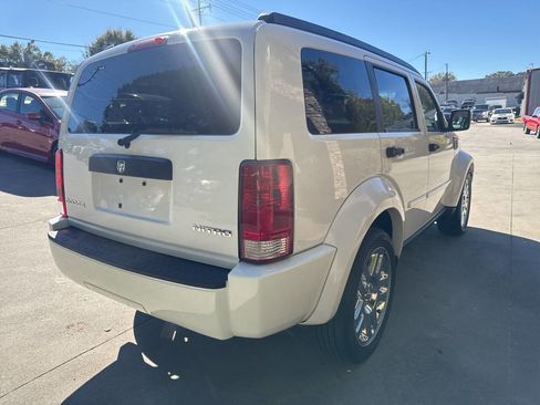 Used 2011 Dodge Nitro Heat w/ Popular Equipment Group image 5