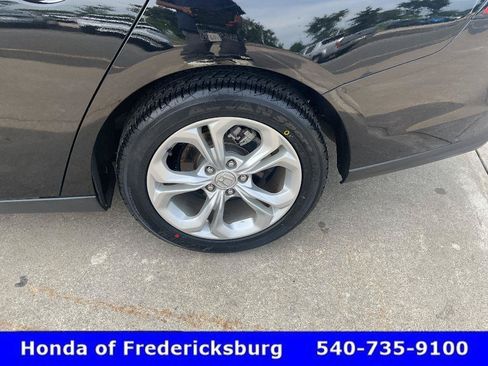 Certified 2023 Honda Accord LX image 11