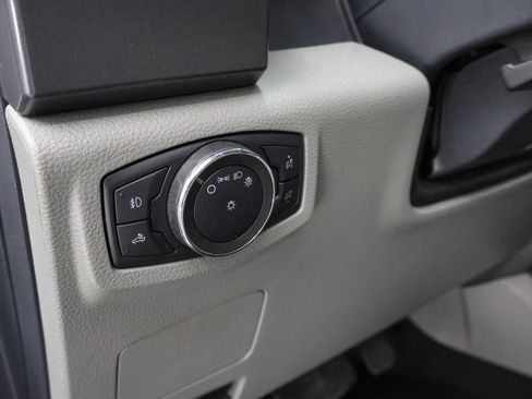 Used 2022 Ford F250 XLT w/ Black Appearance Package image 42