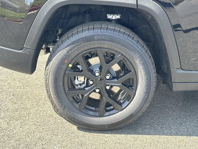 New 2026 Jeep Grand Cherokee Altitude AWD/4WD image 19