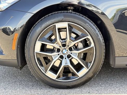 Used 2026 BMW 530i w/ Premium Package RWD image 10