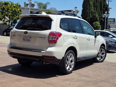 Used 2016 Subaru Forester 2.5i Touring w/ Popular Package #2 AWD/4WD image 11