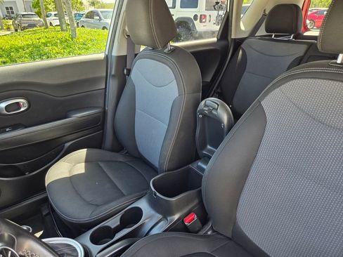 Used 2017 Kia Soul + w/ Designer's Package FWD image 22