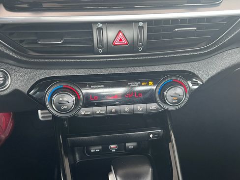 Used 2023 Kia Forte GT-Line w/ GT-Line Premium Package FWD image 31