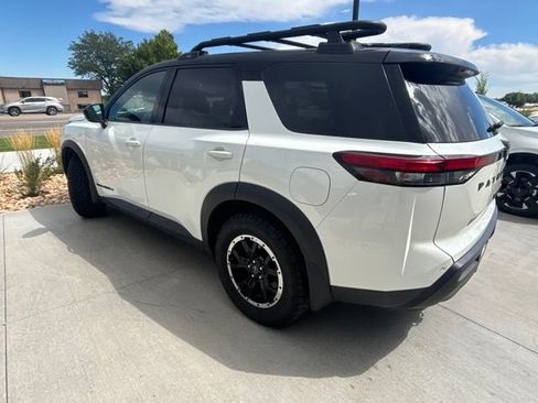 Used 2024 Nissan Pathfinder Rock Creek AWD/4WD image 2
