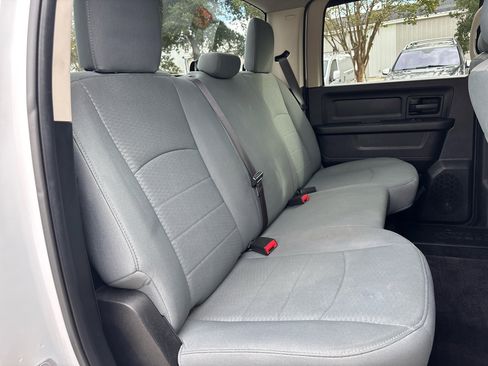 Used 2018 RAM 1500 Express w/ Express Value Package image 22