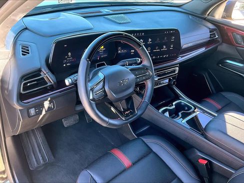 Used 2024 Chevrolet Traverse RS w/ LPO, Floor Liner Package image 18