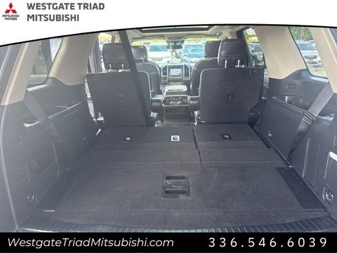 Used 2019 Ford Expedition Platinum image 30