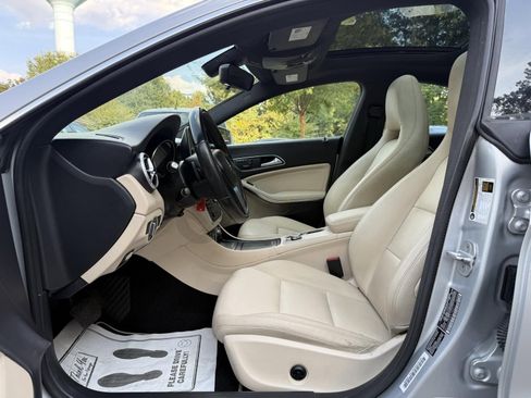 Used 2014 Mercedes-Benz CLA 250 image 15