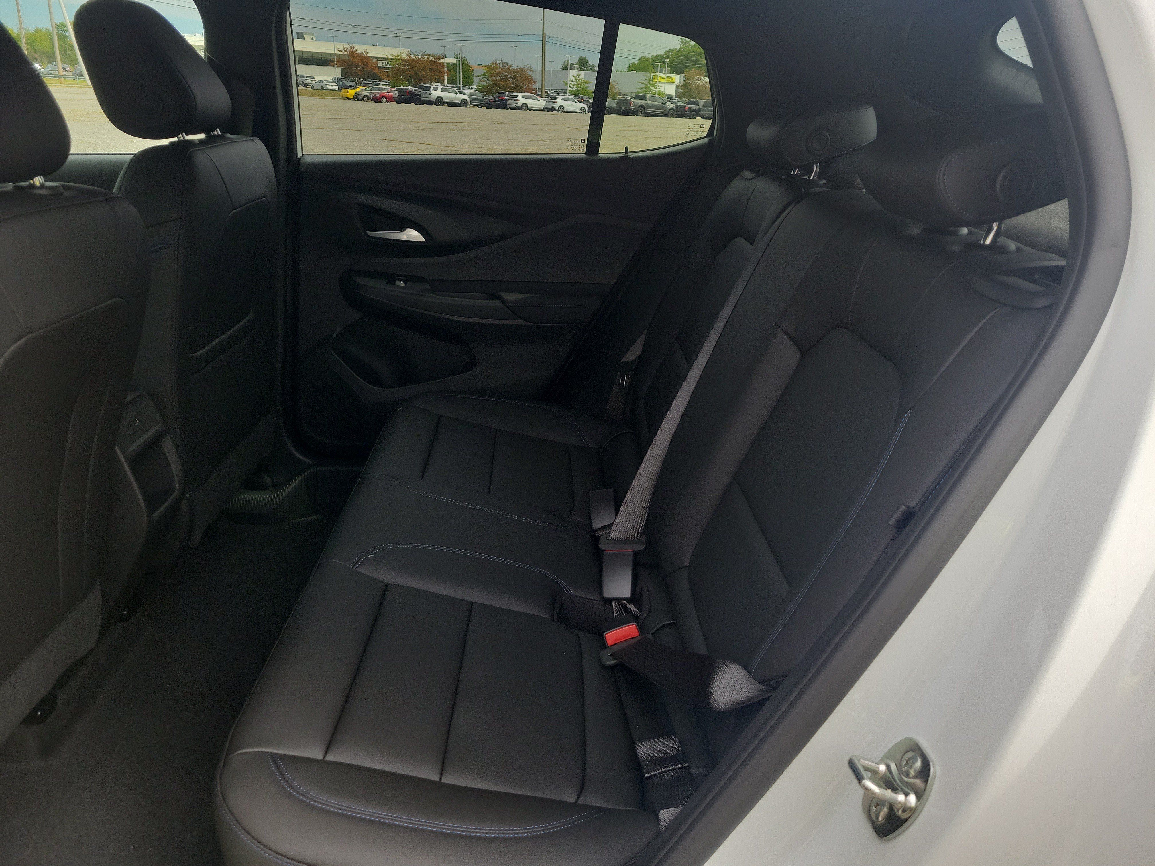 New 2026 Buick Envista Sport Touring w/ Convenience I Package FWD image 27