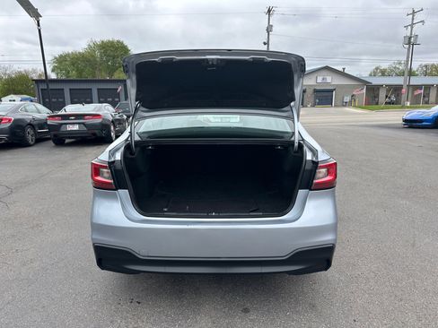 Used 2023 Subaru Legacy Premium AWD/4WD image 9