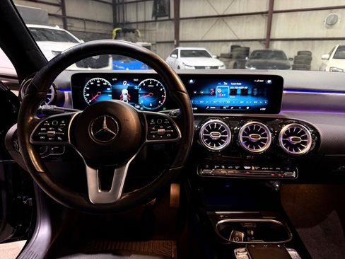 Used 2020 Mercedes-Benz A 220 w/ Premium Package image 30