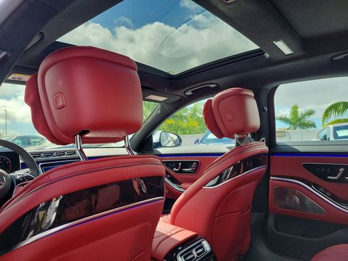 New 2026 Mercedes-Benz S 580 4MATIC Sedan image 13